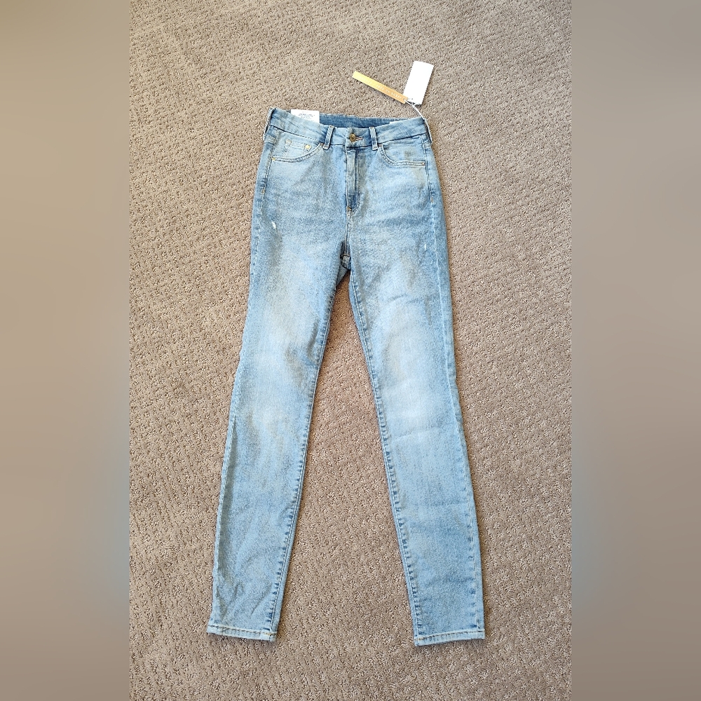 H&M Light Wash Premium Super Skinny Ankle Jeans for Women